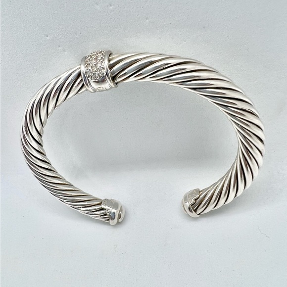 David Yurman 7mm Cable Classics Station Bracelet With 18k White Gold & Diamonds - Picture 11 of 14
